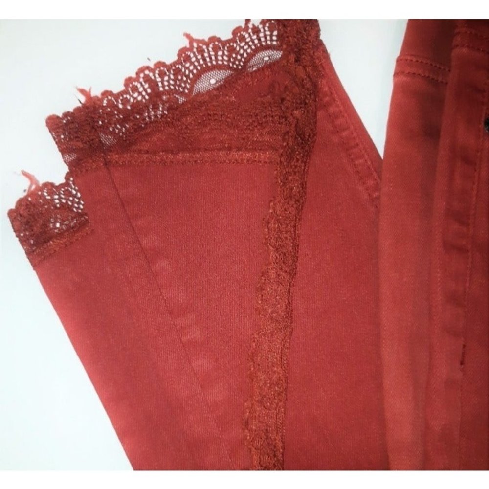 Lace Hem Maroon Capri Jeans Skinny Stetch Size 6